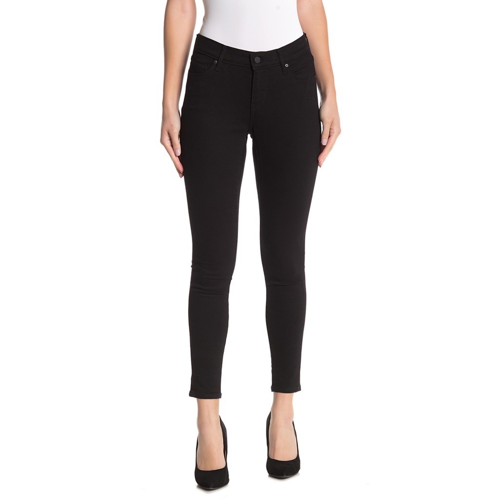 Levi’s black curvy skinny jeans petite short 27